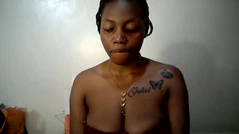 sexy_muna2 online show from 07-31-26, 09:30