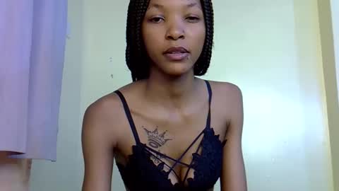 Snapshot of sexy_narohah chatting on 10-16-25, 02:29 Narohah online show from 10-16-25, 02:29