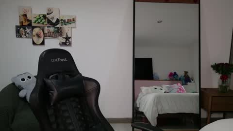 Snapshot of sexy_natty chatting on 02-28-25, 02:09 sexy nattaly online show from 02-28-25, 02:09