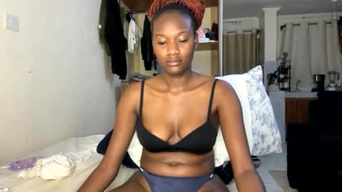 Nyla online show from 06-26-26, 12:26