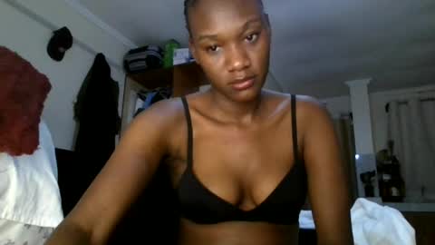 Nyla online show from 07-29-26, 08:40