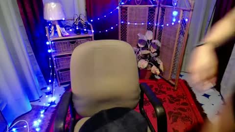 angela online show from 07-04-26, 01:28
