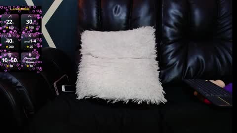 karoline online show from 01-24-25, 02:28