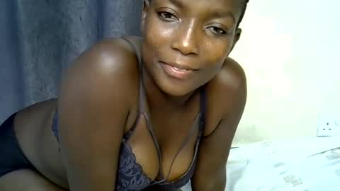 sexy_reen2 online show from 06-26-26, 09:19
