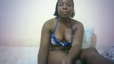 sexy_sandrah online show from 04-01-26, 07:42