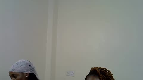 Snapshot of sexy_sasy chatting on 11-20-25, 04:18 sexy_sasy online show from 11-20-25, 04:18