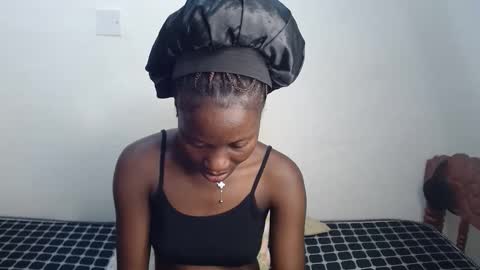 sexy_sea615394 online show from 09-15-25, 12:38