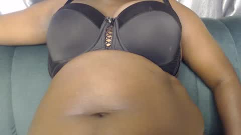 Snapshot of sexy_serena_ chatting on 01-05-25, 02:08 sexy_serena_ online show from 01-05-25, 02:08