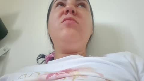 Snapshot of sexy_slimm25 chatting on 07-19-26, 08:51 Slimm online show from 07-19-26, 08:51