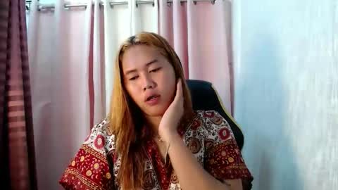 SOFIE  The woman who lives in the province online show from 06-11-26, 03:32