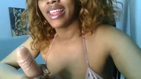 Snapshot of sexy_sweetcandy chatting on 09-13-25, 05:07 sexy sweetcandy online show from 09-13-25, 05:07