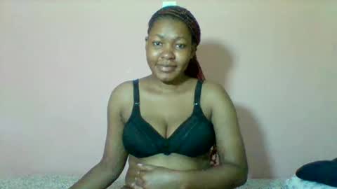 sexyapple2002 online show from 12-18-25, 08:04