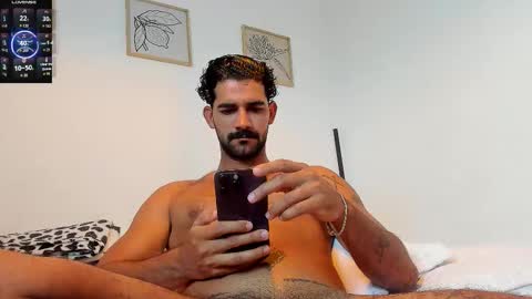 Snapshot of sexyasaf1018 chatting on 10-24-25, 04:25 Asaf online show from 10-24-25, 04:25