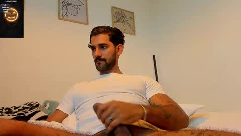 Snapshot of sexyasaf1018 chatting on 10-27-25, 03:49 Asaf online show from 10-27-25, 03:49