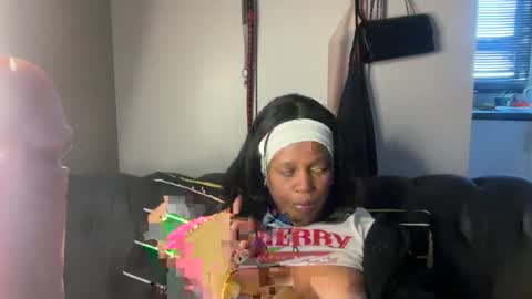 sexyasszeeee online show from 06-30-26, 12:17