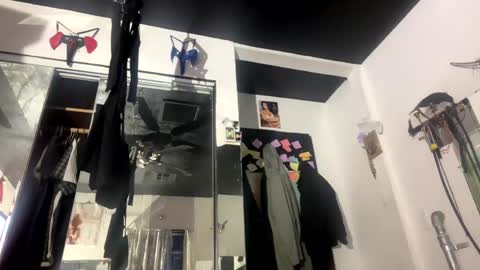 Snapshot of sexybeaner1134 chatting on 12-25-24, 06:20 sexybeaner1134 online show from 12-25-24, 06:20