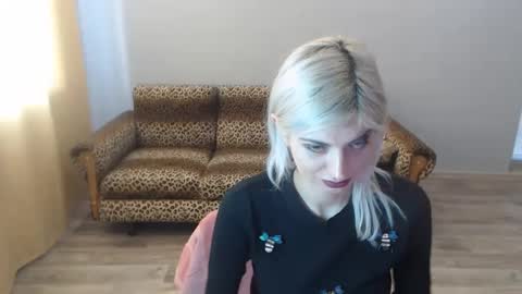 Snapshot of sexybeatriice chatting on 01-02-25, 10:26 sexybeatriice online show from 01-02-25, 10:26