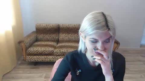 Snapshot of sexybeatriice chatting on 01-09-25, 07:21 sexybeatriice online show from 01-09-25, 07:21