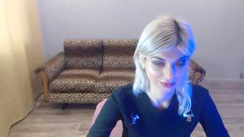 Snapshot of sexybeatriice chatting on 01-11-25, 07:06 sexybeatriice online show from 01-11-25, 07:06