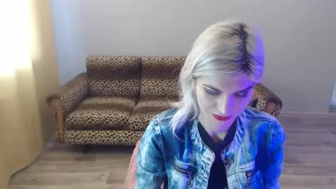 Snapshot of sexybeatriice chatting on 01-20-25, 07:15 sexybeatriice online show from 01-20-25, 07:15