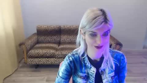 Snapshot of sexybeatriice chatting on 01-26-25, 01:25 sexybeatriice online show from 01-26-25, 01:25