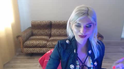 Snapshot of sexybeatriice chatting on 02-09-25, 07:16 sexybeatriice online show from 02-09-25, 07:16