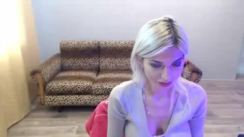 Snapshot of sexybeatriice chatting on 10-11-25, 06:34 sexybeatriice online show from 10-11-25, 06:34