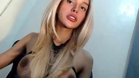 Seraphina Blaze online show from 02-13-25, 09:09