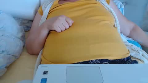 Sexyblonde4u58 online show from 01-08-25, 12:26