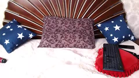 Lana online show from 03-12-25, 11:42