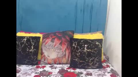 Snapshot of sexyboobsx2 chatting on 10-18-25, 04:41 sexyboobsx2 online show from 10-18-25, 04:41