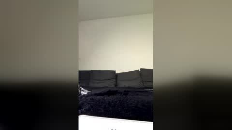 Snapshot of sexyboyziii01 chatting on 03-18-26, 06:44 sexyboyziii01 online show from 03-18-26, 06:44