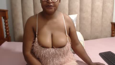 sexybustyxx online show from 04-16-26, 05:41