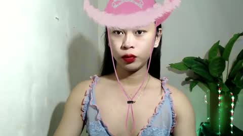 Snapshot of sexycale23 chatting on 01-25-25, 11:55 hunting CALEfornian online show from 01-25-25, 11:55