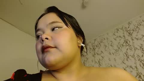 Snapshot of sexychubbyy chatting on 11-08-25, 12:33 Eva online show from 11-08-25, 12:33