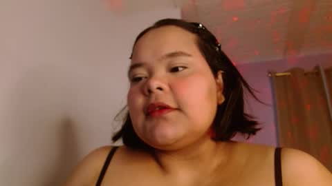 Snapshot of sexychubbyy chatting on 02-10-26, 01:04 Eva online show from 02-10-26, 01:04