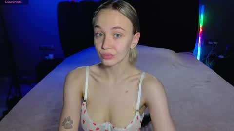 Sophia online show from 05-22-26, 05:40