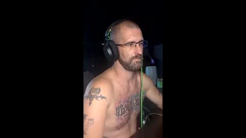 Snapshot of sexydaddy115851 chatting on 05-29-26, 08:29 Jasyn online show from 05-29-26, 08:29