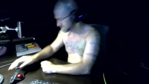 Snapshot of sexydaddy115851 chatting on 06-04-26, 04:35 Jasyn online show from 06-04-26, 04:35