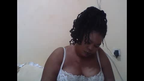 Snapshot of sexydove2 chatting on 09-20-25, 03:13 EMILY online show from 09-20-25, 03:13