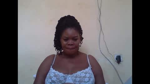 Snapshot of sexydove2 chatting on 09-22-25, 06:37 EMILY online show from 09-22-25, 06:37