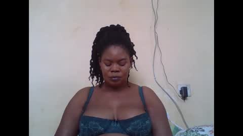 Snapshot of sexydove2 chatting on 09-24-25, 07:55 EMILY online show from 09-24-25, 07:55