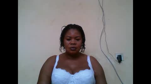 Snapshot of sexydove2 chatting on 10-09-25, 07:50 EMILY online show from 10-09-25, 07:50