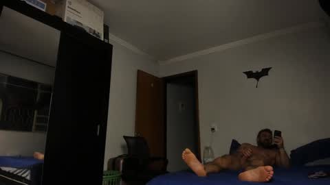 Snapshot of sexyflightz chatting on 12-23-24, 11:17 chris online show from 12-23-24, 11:17