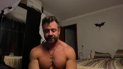 Snapshot of sexyflightz chatting on 01-12-25, 02:24 chris online show from 01-12-25, 02:24