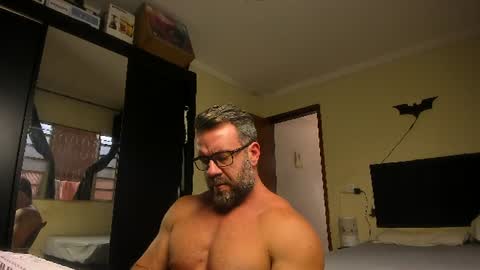 chris online show from 08-07-26, 04:20
