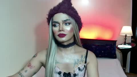 sexyhotbabe18 online show from 07-23-26, 03:43