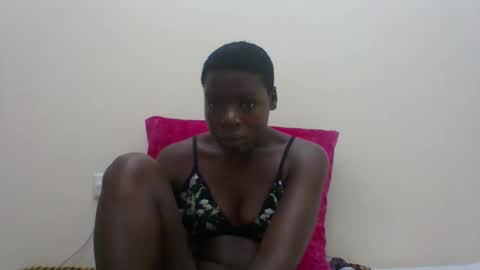 Snapshot of sexyhotgal4 chatting on 09-10-25, 08:14 MARGARET online show from 09-10-25, 08:14