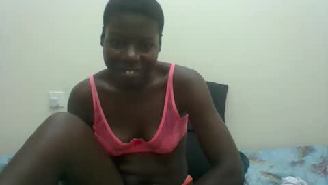 Snapshot of sexyhotgal4 chatting on 09-19-25, 03:02 MARGARET online show from 09-19-25, 03:02