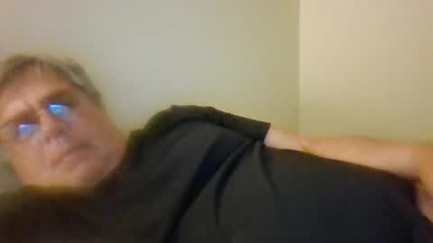 chris online show from 06-04-26, 01:22